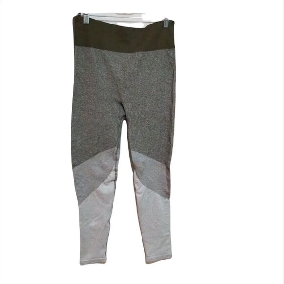 ✨HP✨Aerie Move Color Block Leggings✨ - Picture 1 of 8